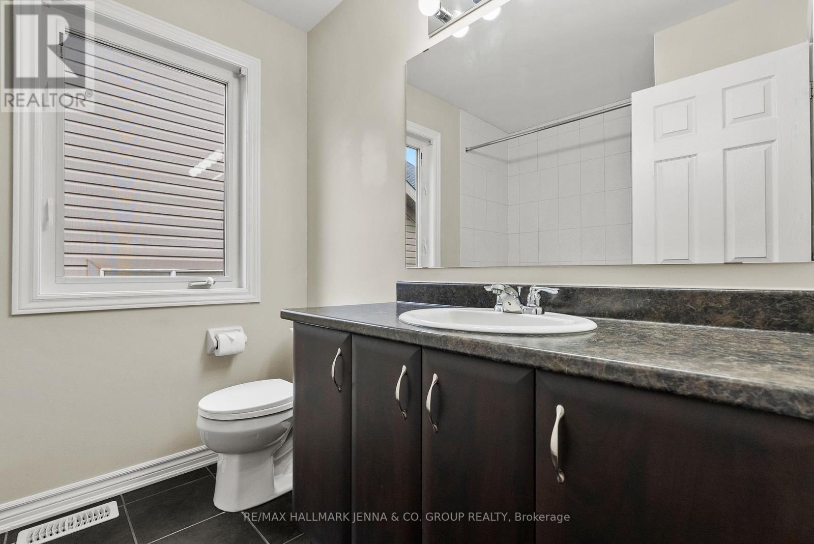 326 Gallantry Way