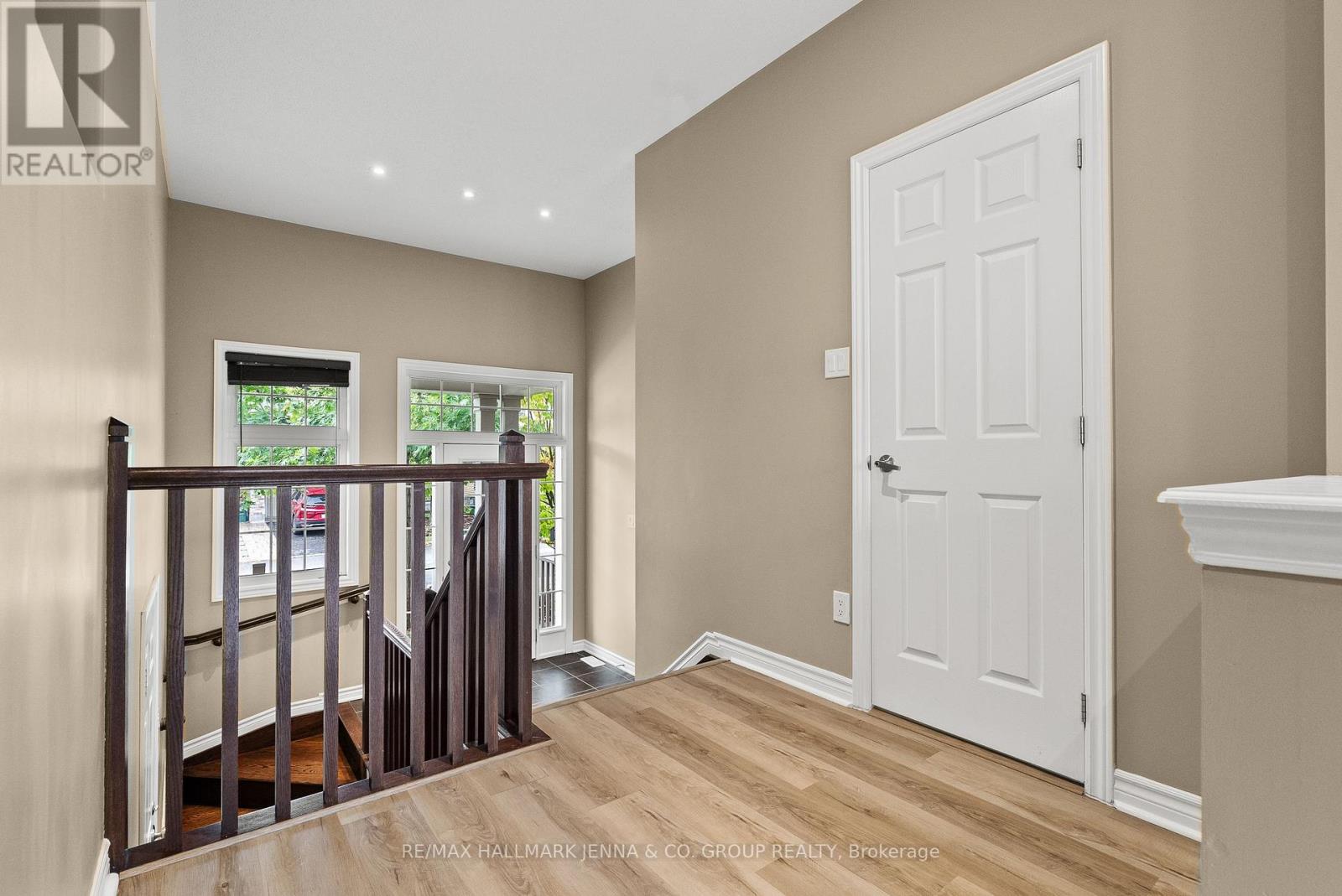 326 Gallantry Way