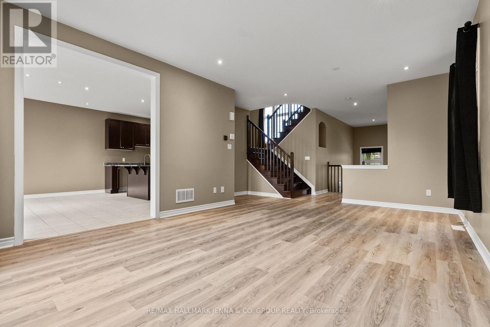 326 Gallantry Way
