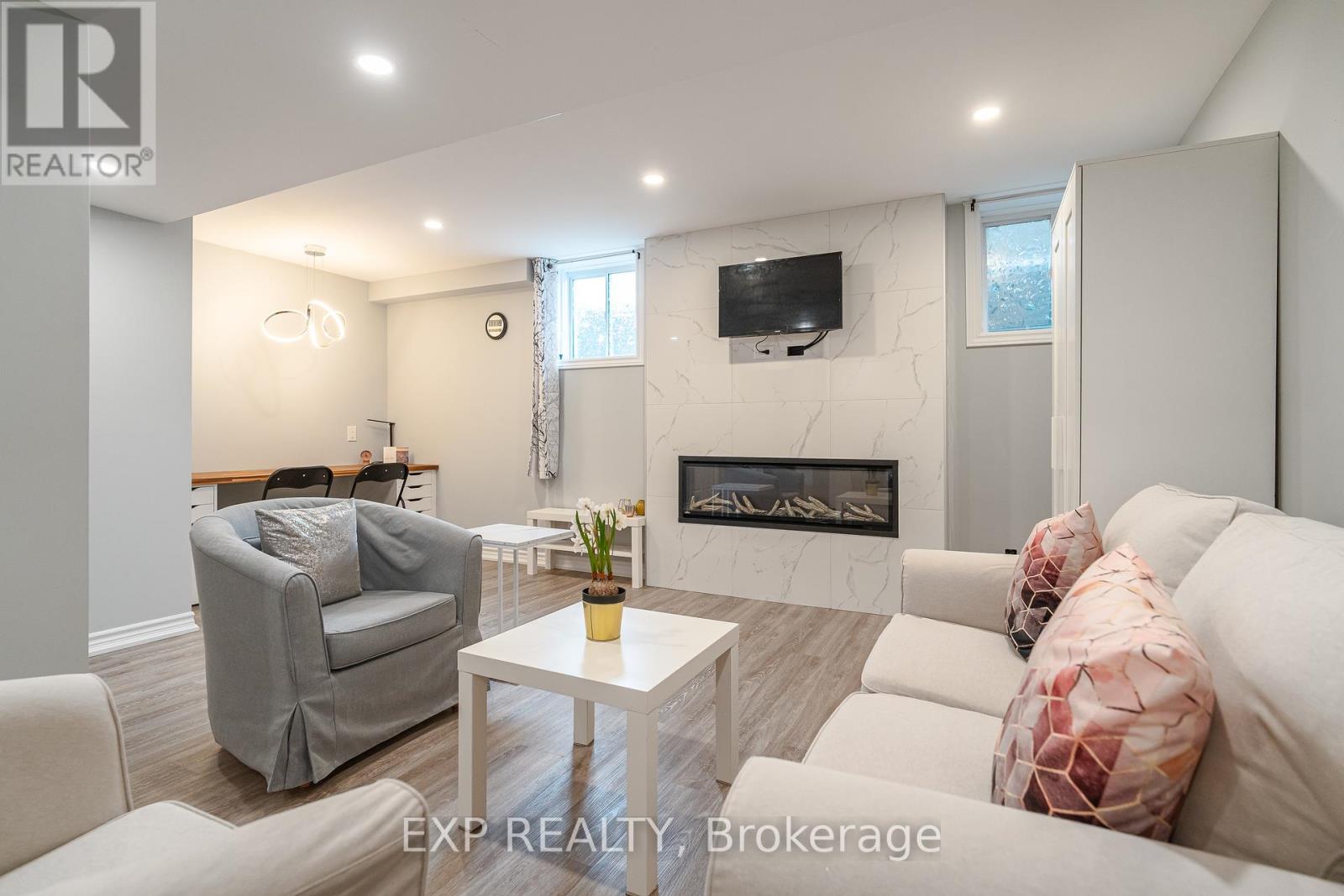 25 Solaris Drive