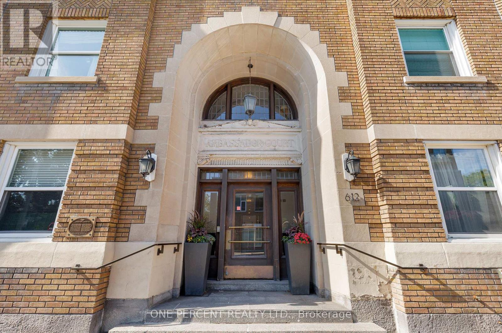 25 - 612 Bank Street