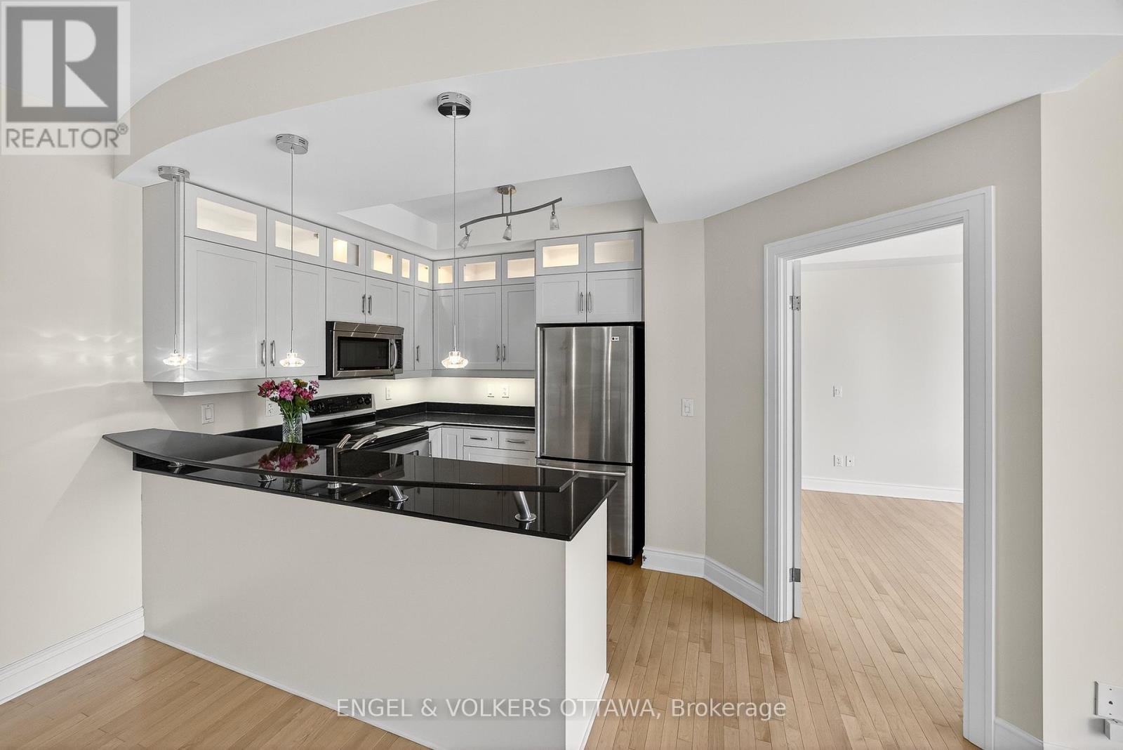 505 - 95 Bronson Avenue