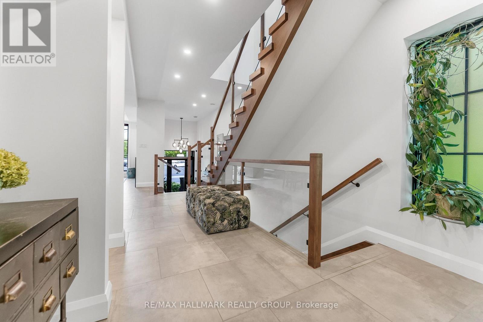 396 Roosevelt Avenue