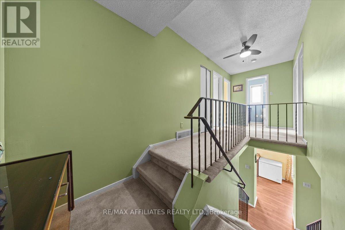 1093 St Lucia Place