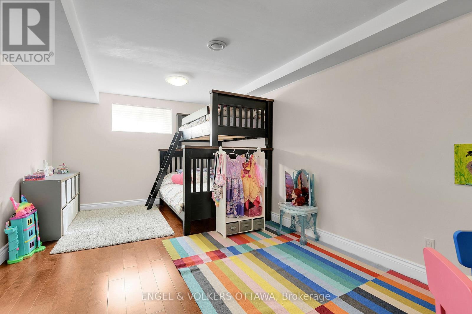 1491 Stableview Way