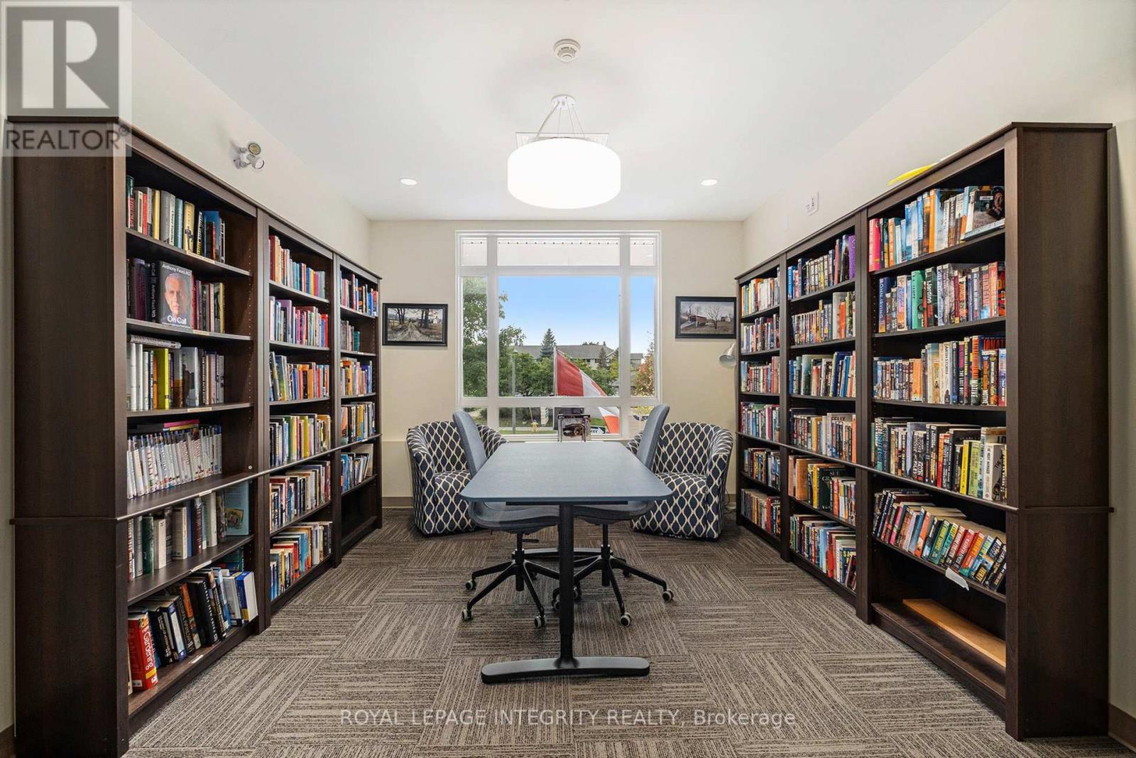 303 - 1 Meridian Place