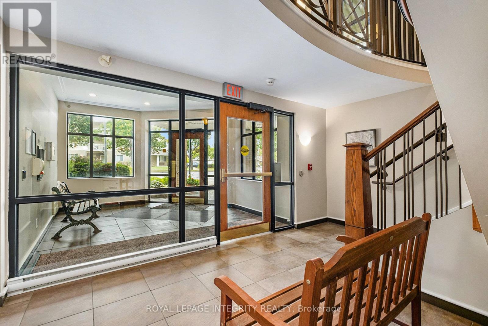 303 - 1 Meridian Place