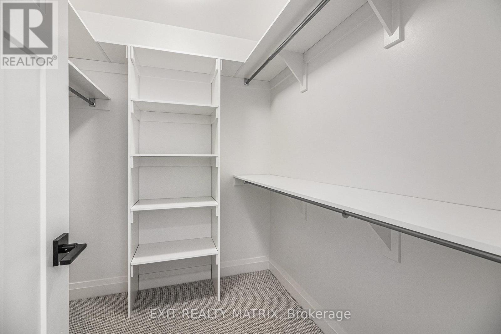 1375 Fribourg Street