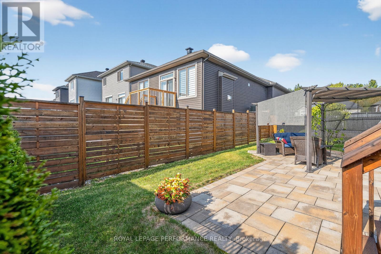 88 Des Rails Street