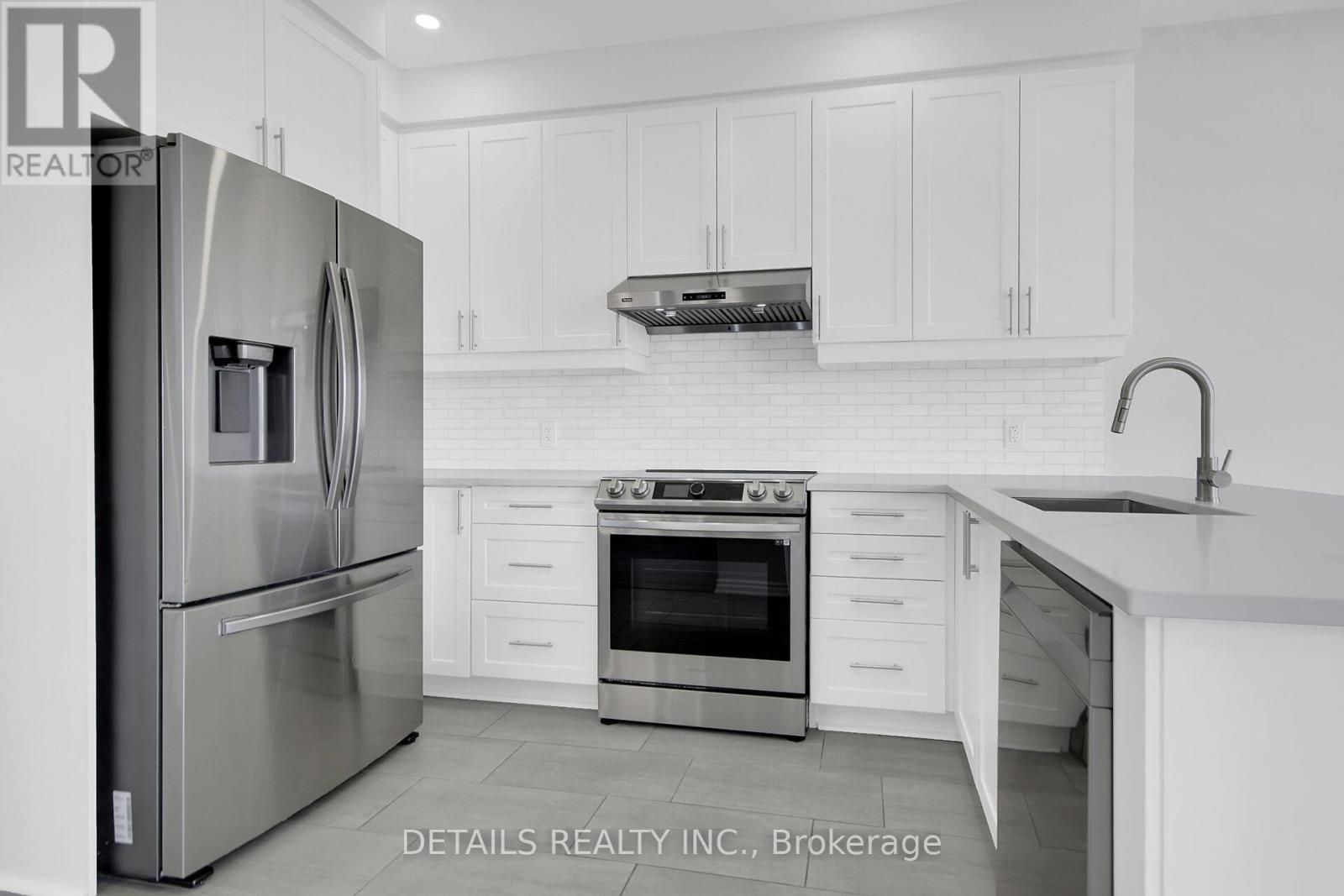 116 Unity Place