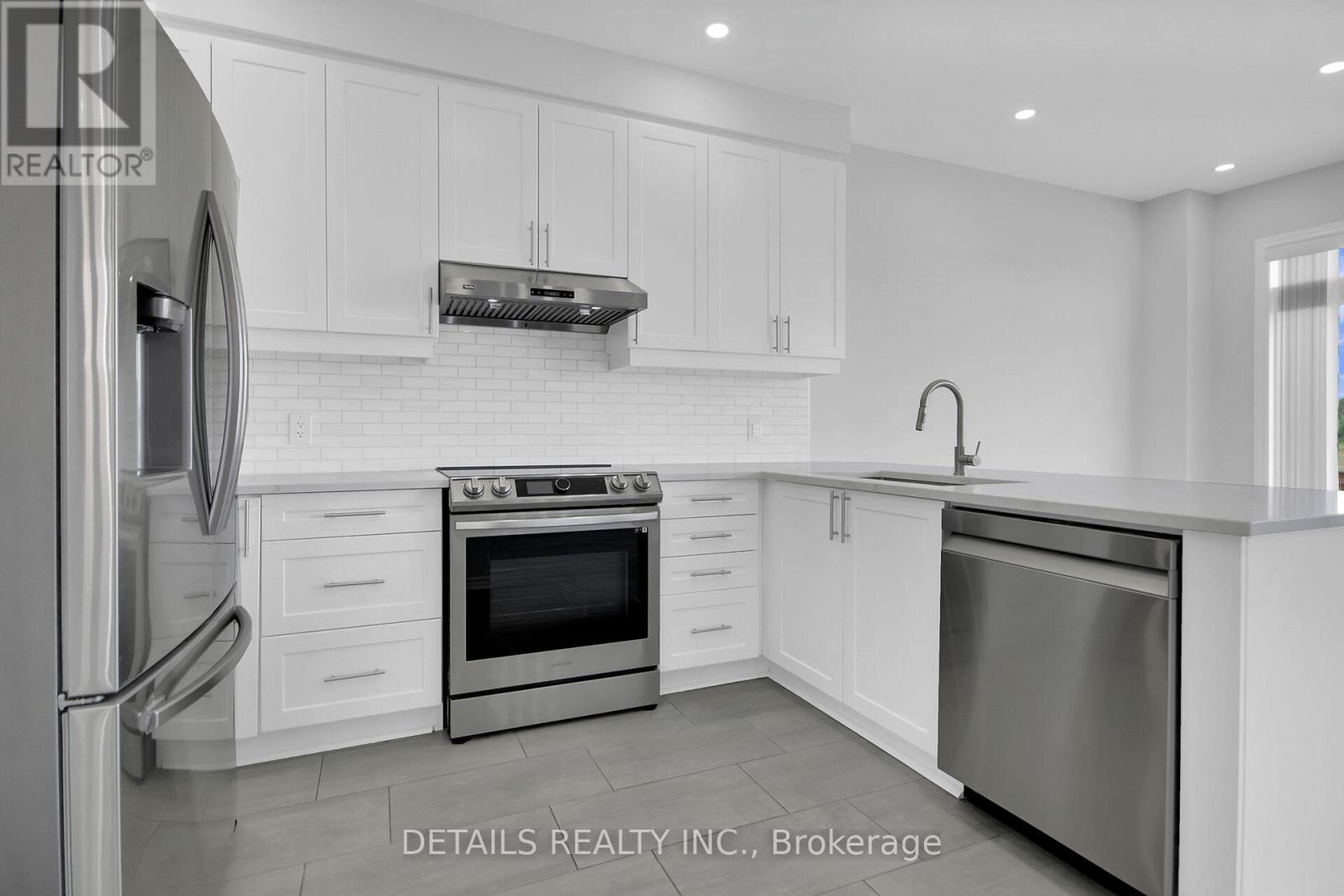 116 Unity Place