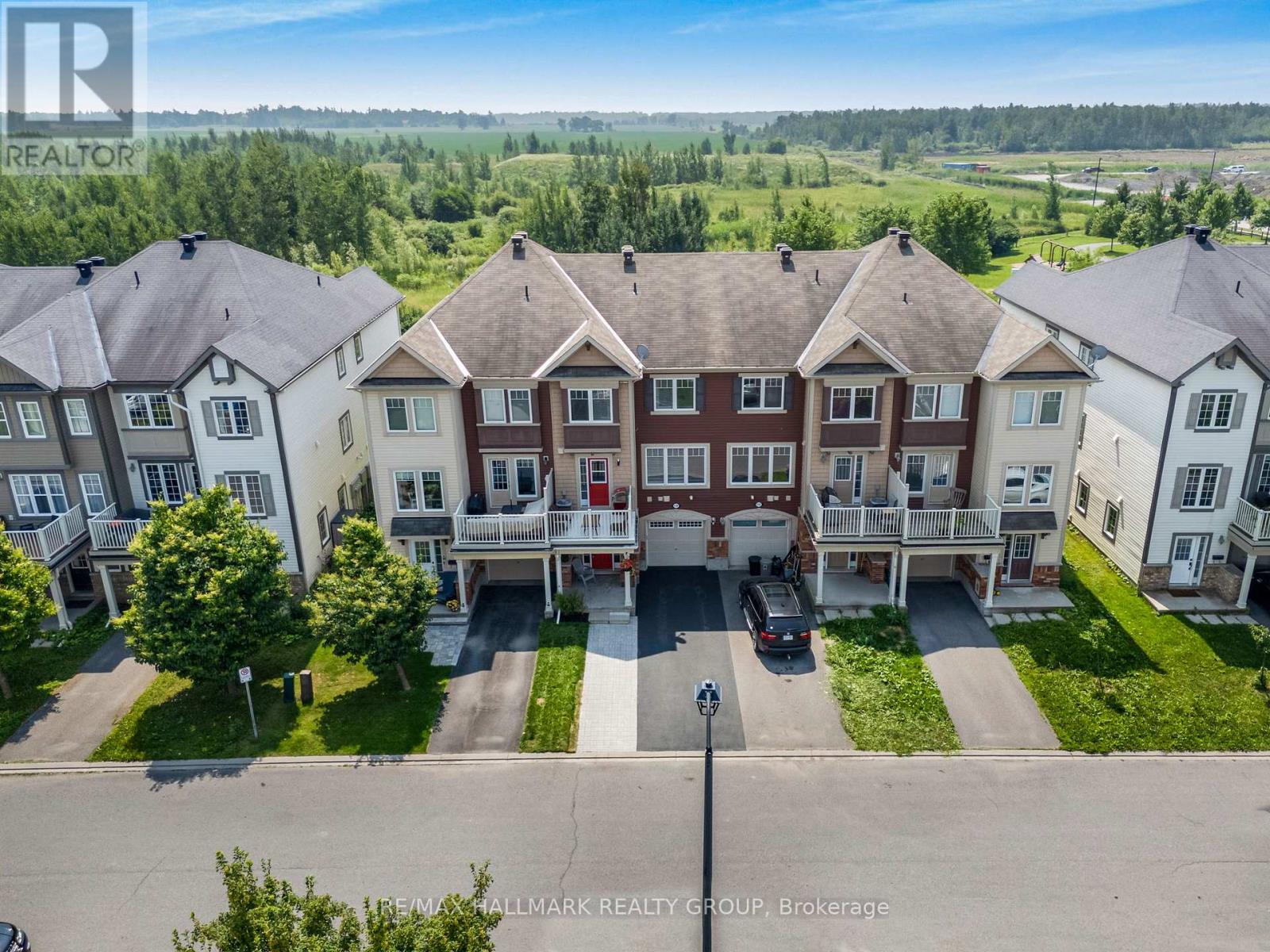 110 Sunshine Crescent