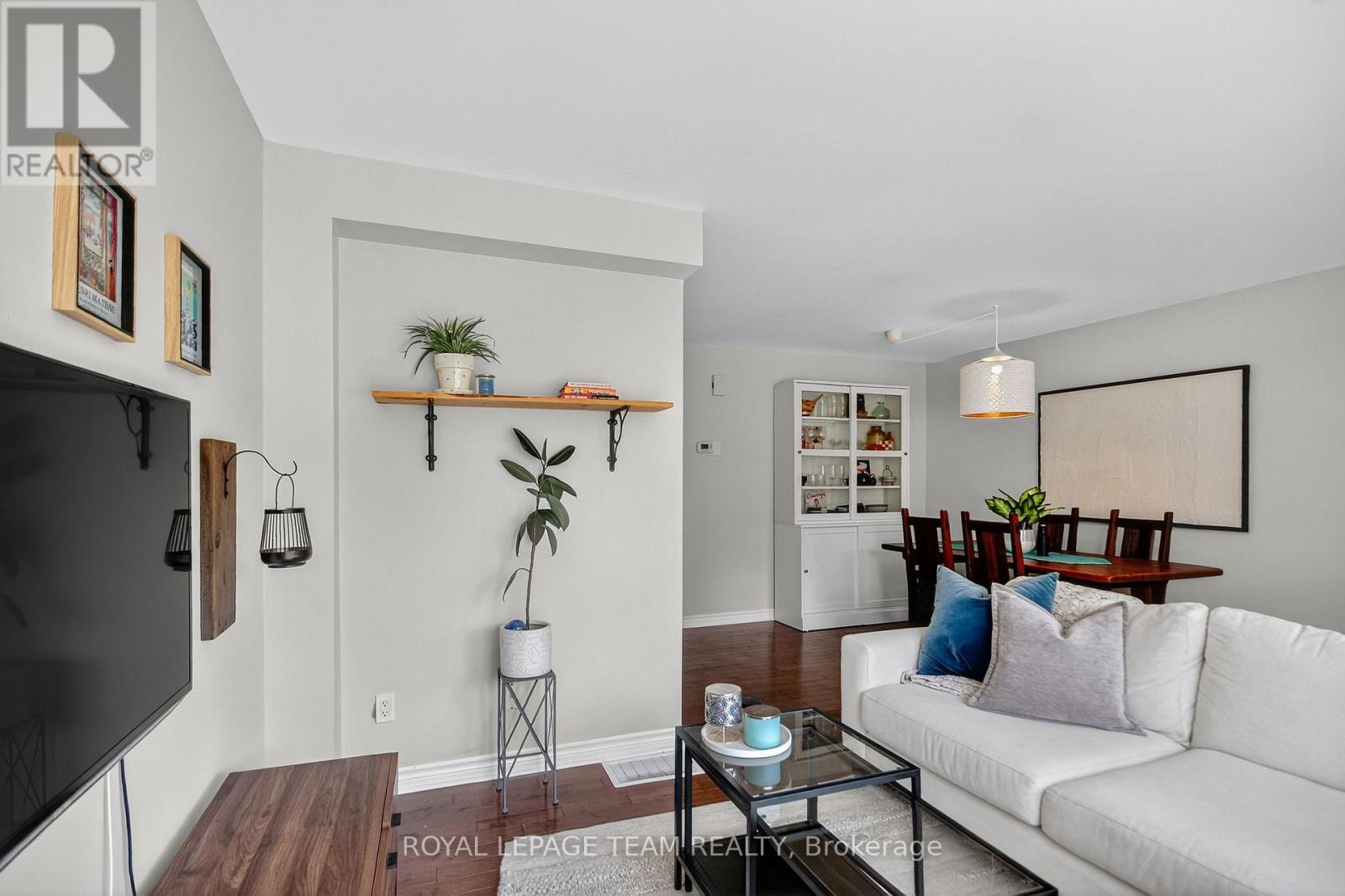 1e Seyton Drive