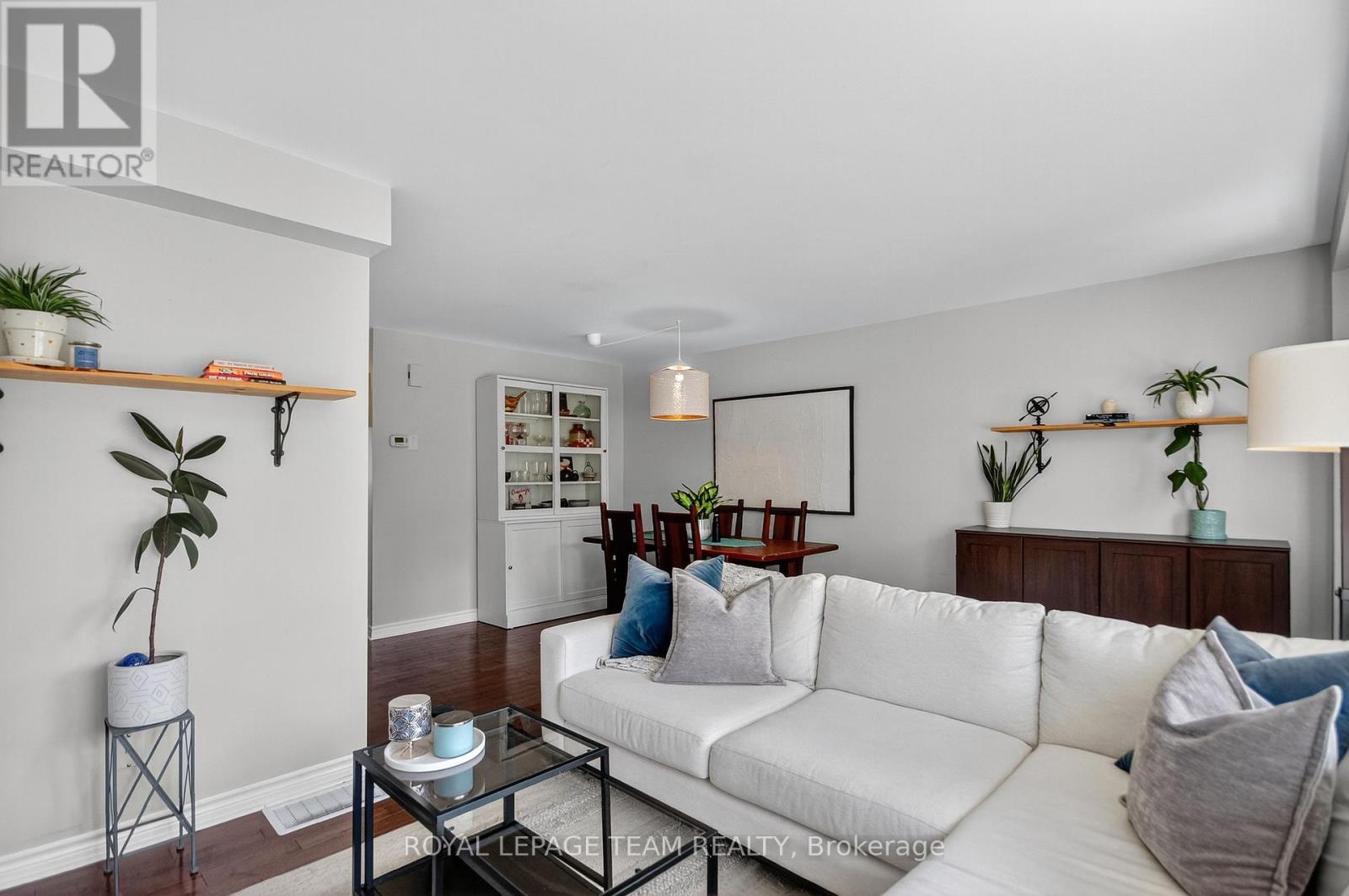 1e Seyton Drive