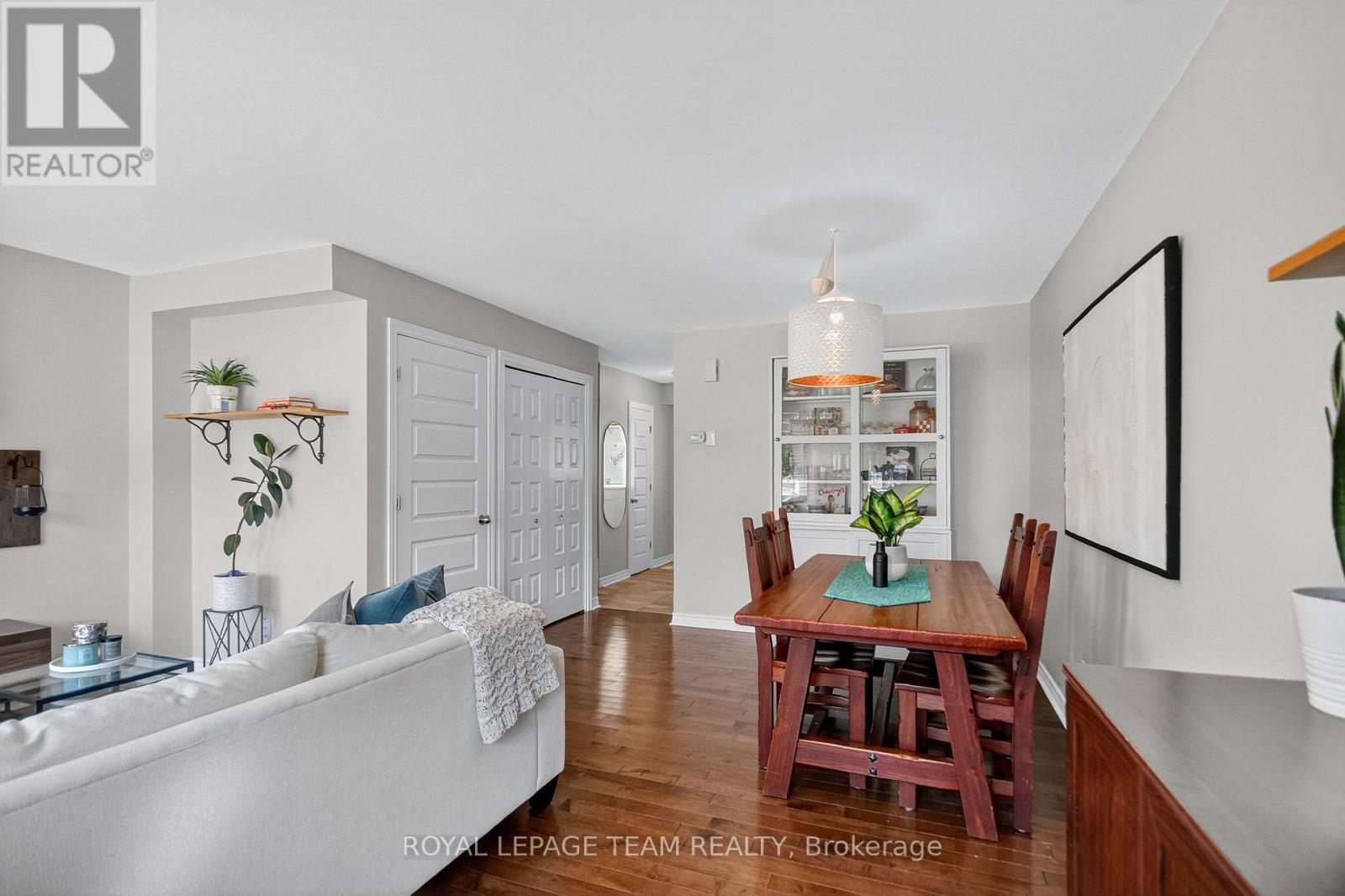 1e Seyton Drive
