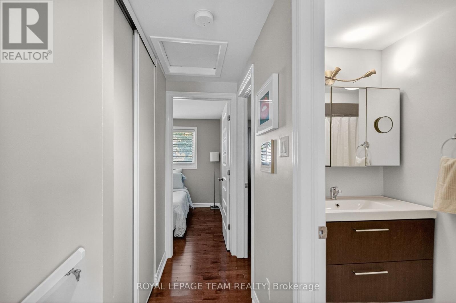 1e Seyton Drive