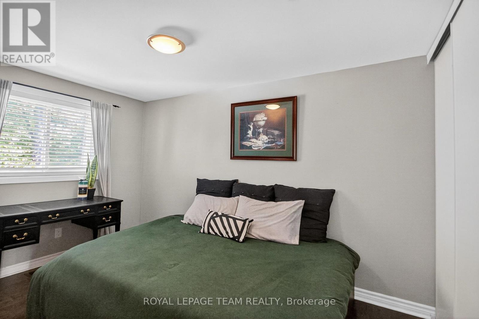 1e Seyton Drive
