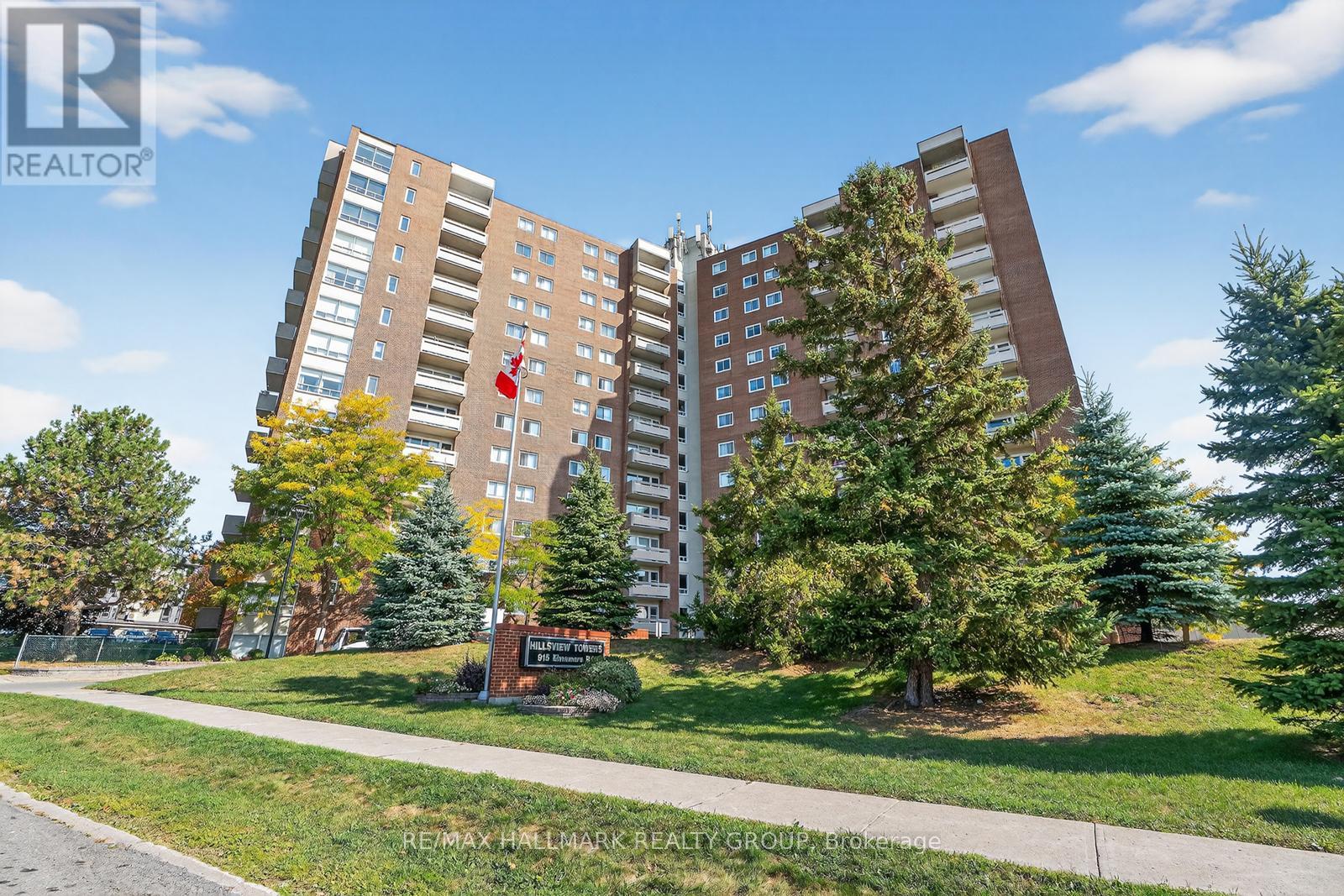 304 - 915 Elmsmere Road