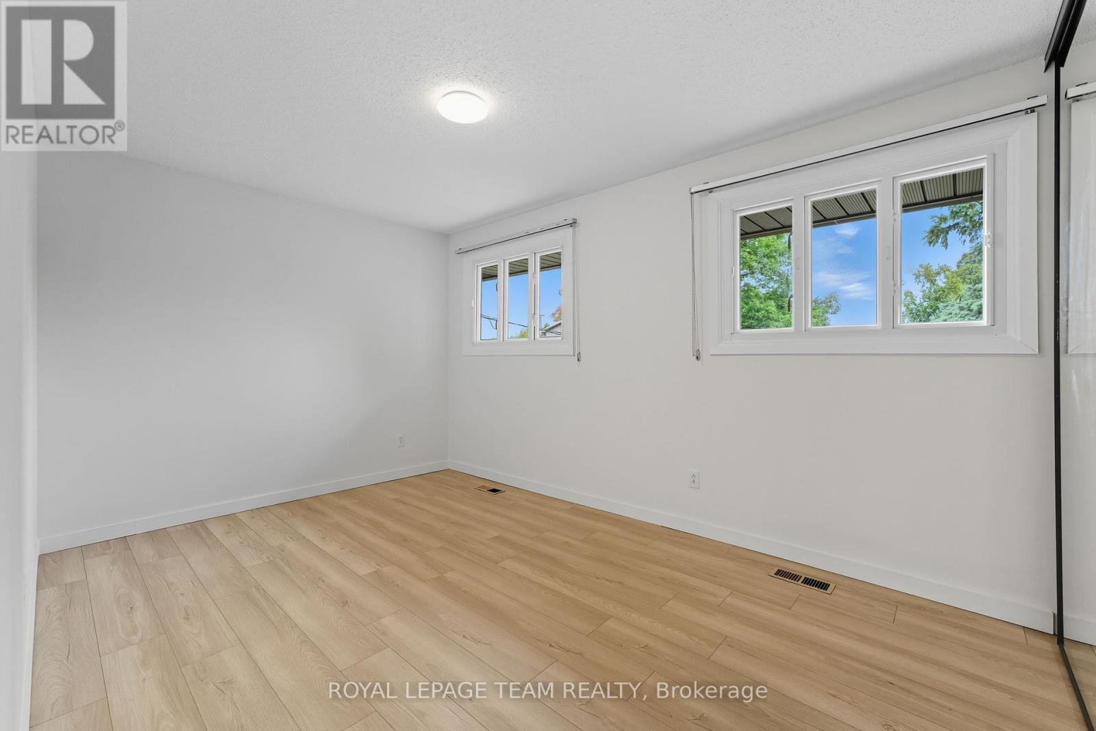 1856 Playfair Drive