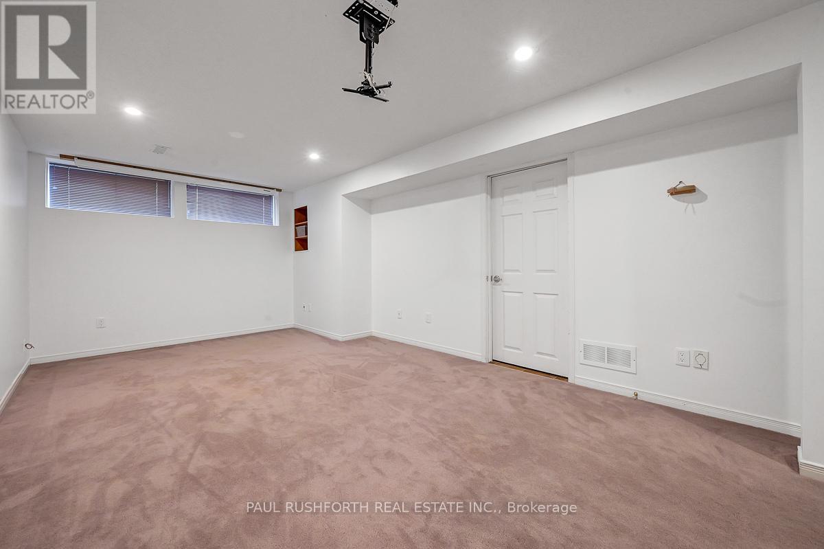 175 Lilibet Crescent