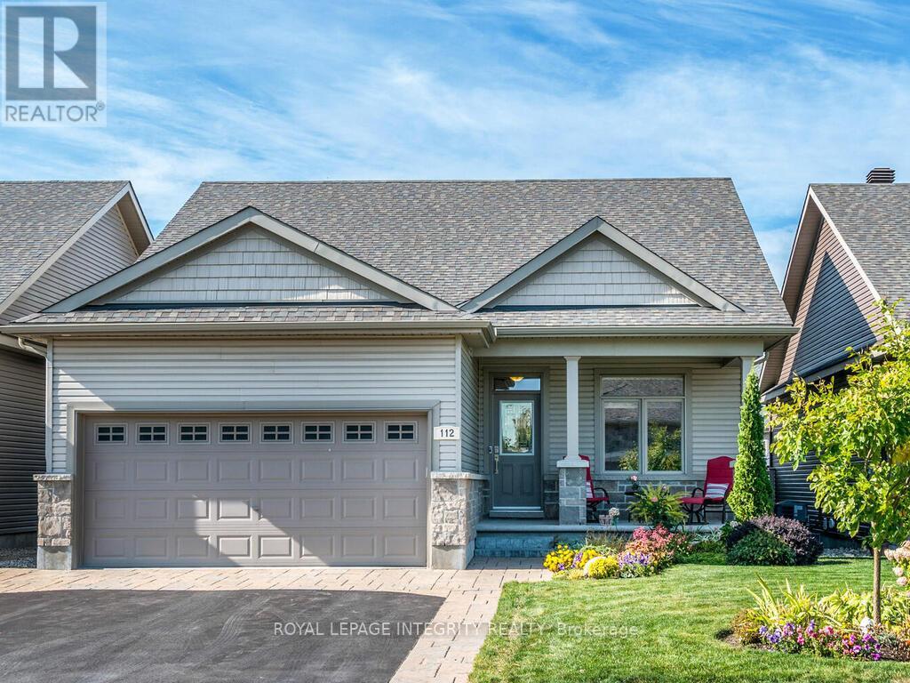112 Elfin Grove