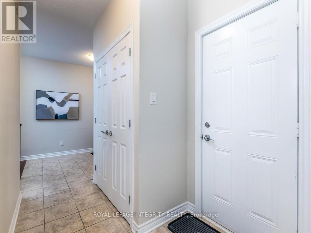 112 Elfin Grove