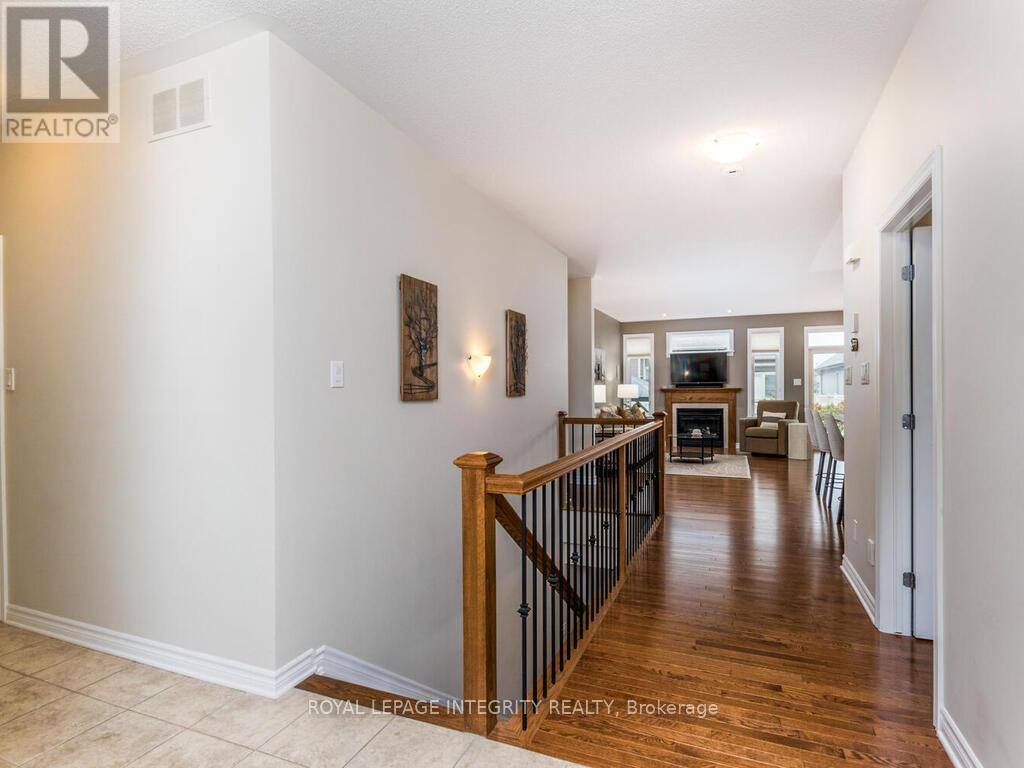 112 Elfin Grove