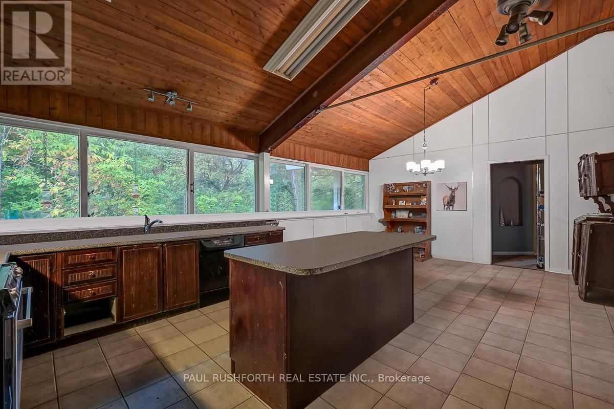 1287 8th Line Road