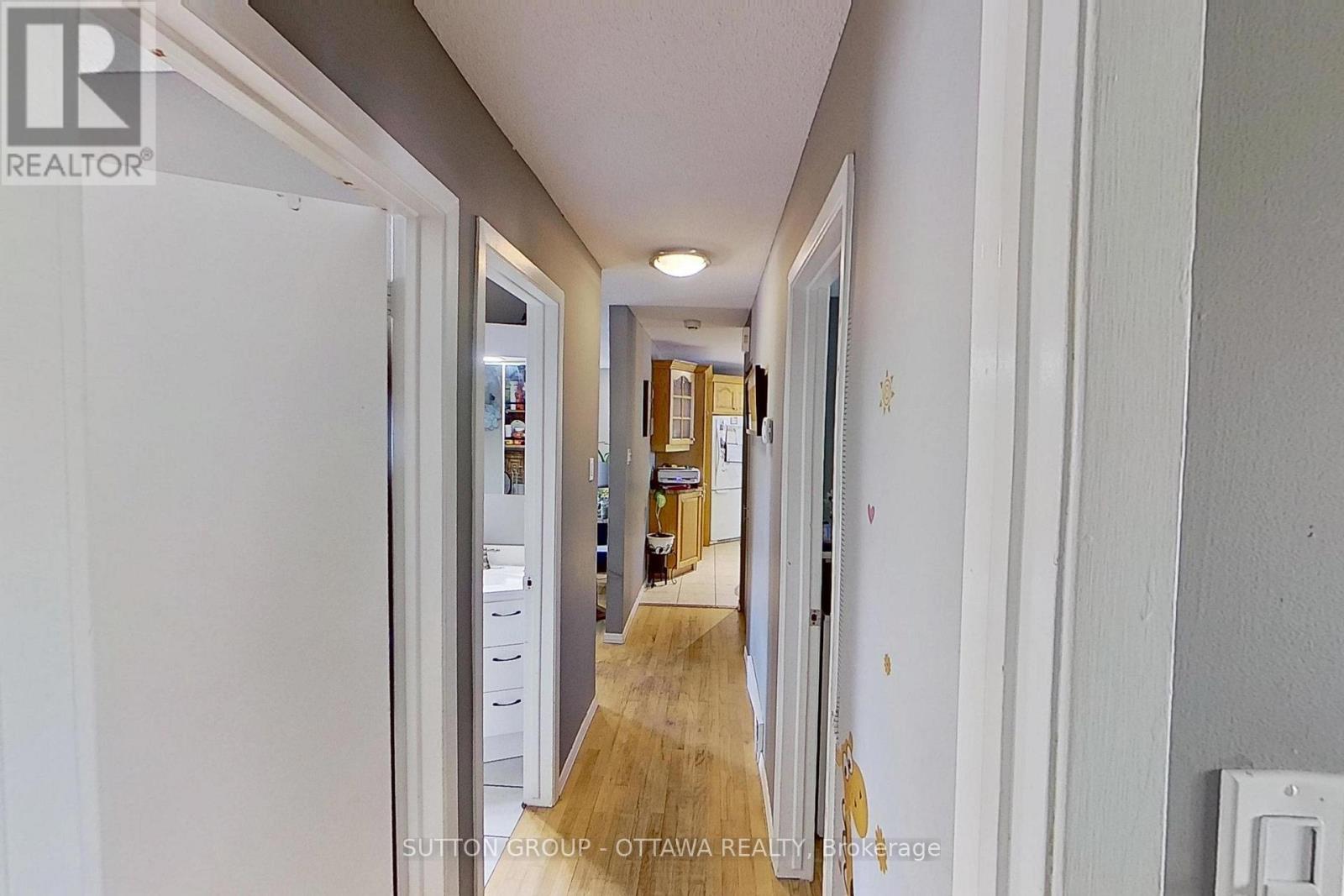 1000 Adley Road N