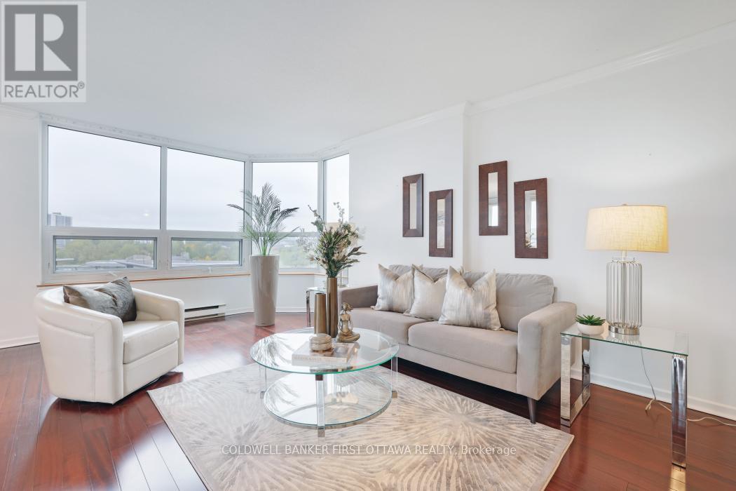 807 - 1500 Riverside Drive