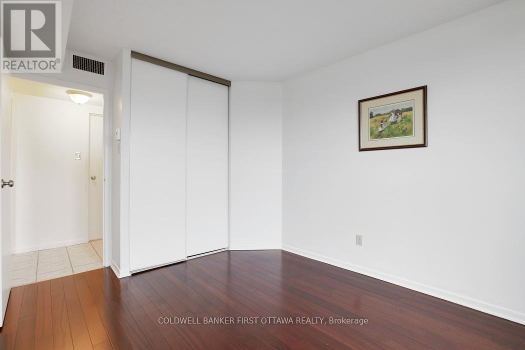 807 - 1500 Riverside Drive