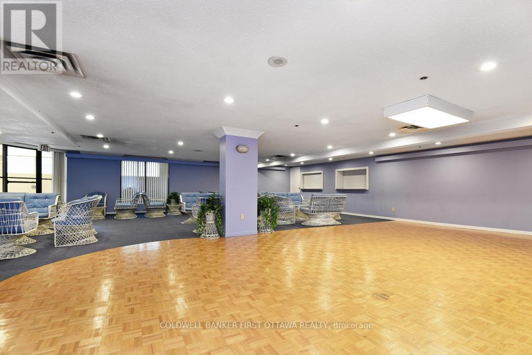 807 - 1500 Riverside Drive