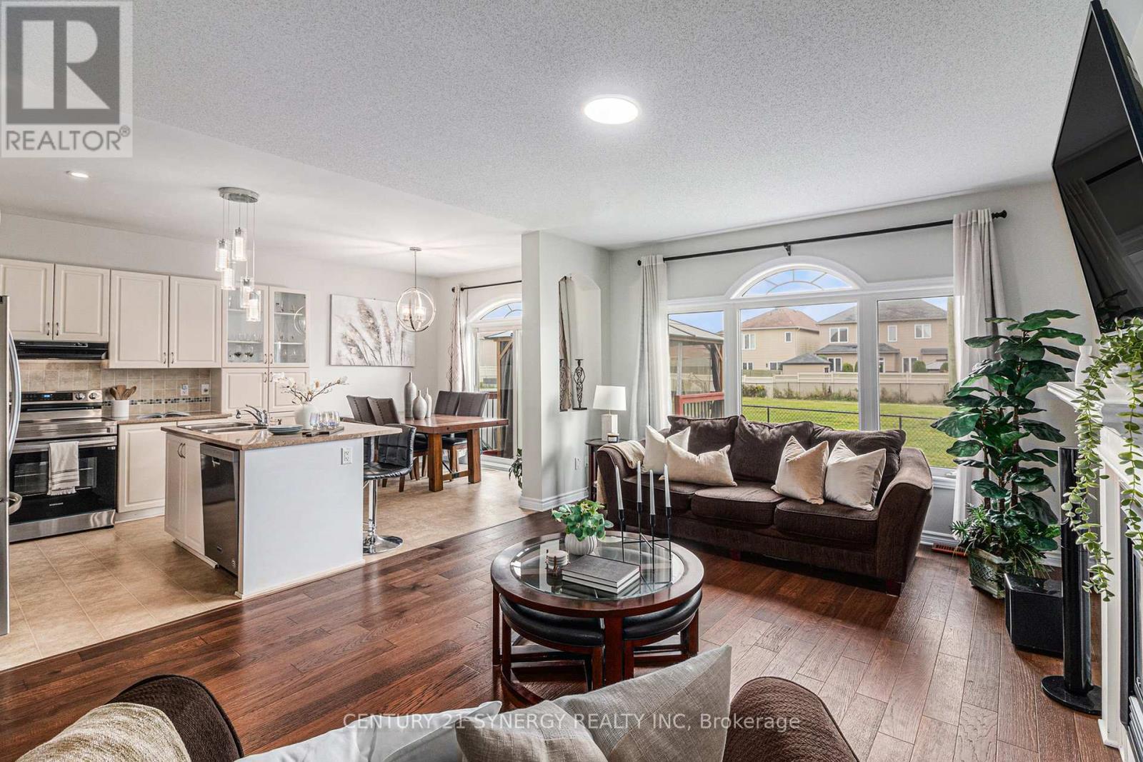 2479 Esprit Drive