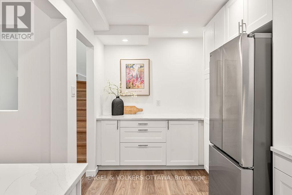 12 Bayside Private