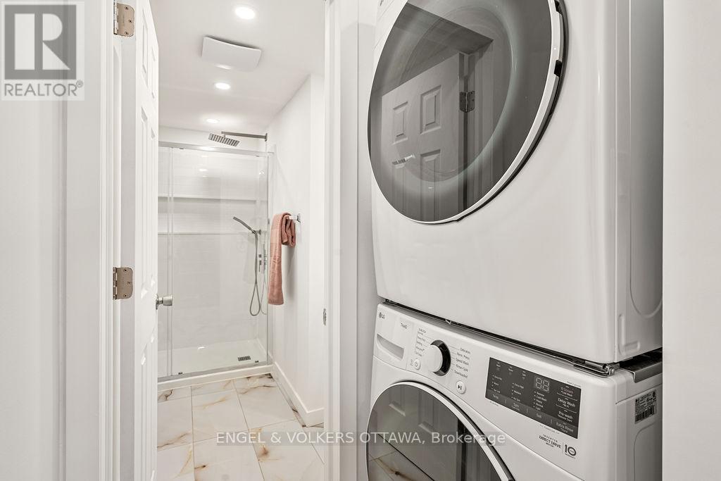 12 Bayside Private