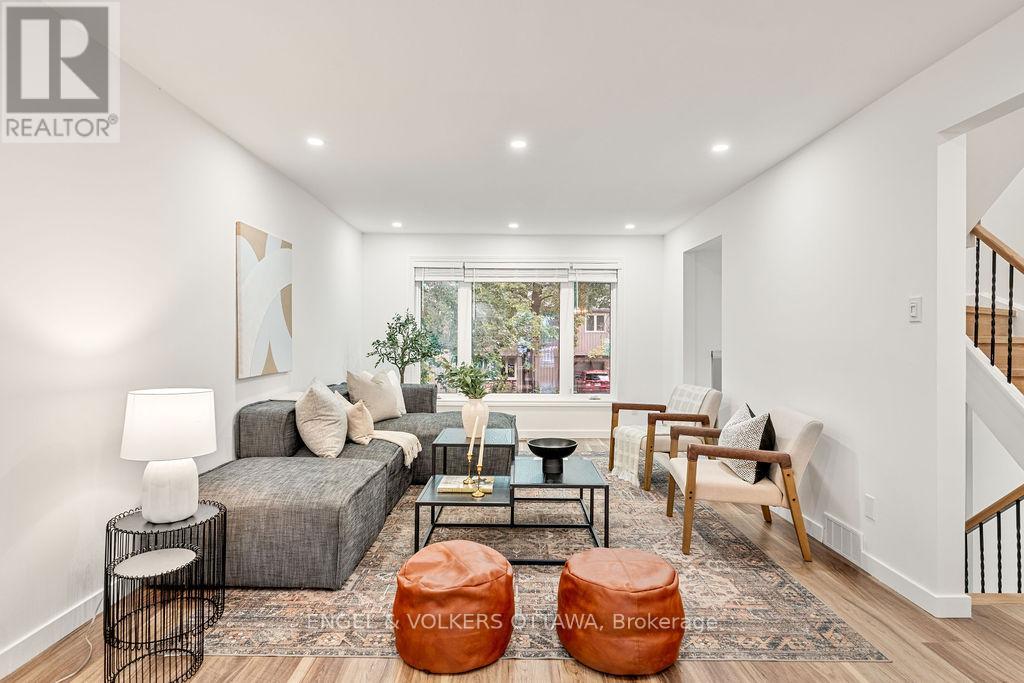 12 Bayside Private