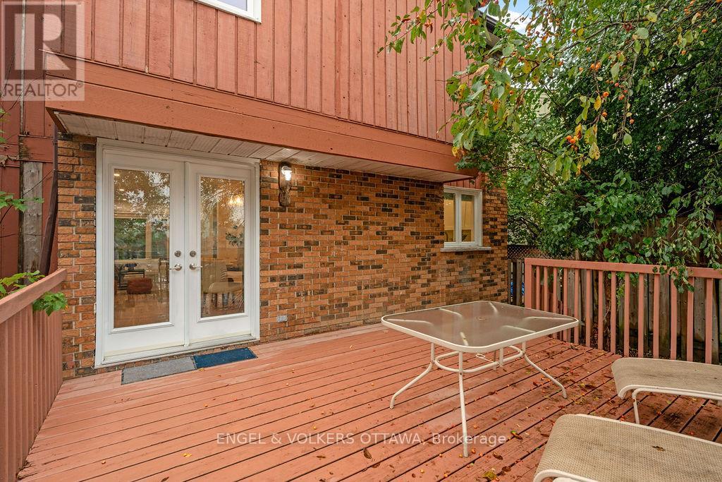 12 Bayside Private