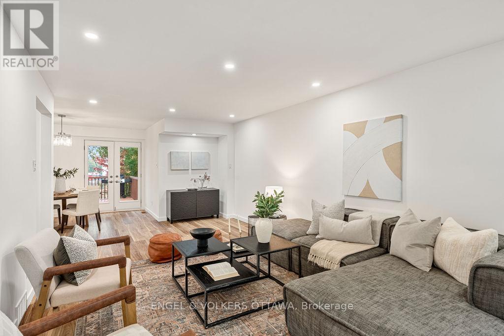 12 Bayside Private