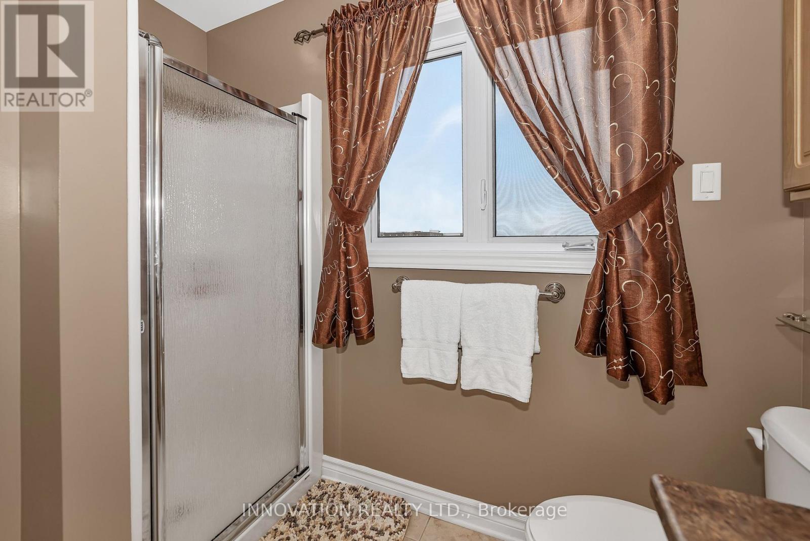146 Silvermoon Crescent