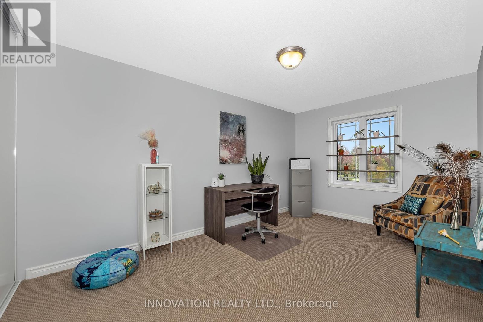 146 Silvermoon Crescent
