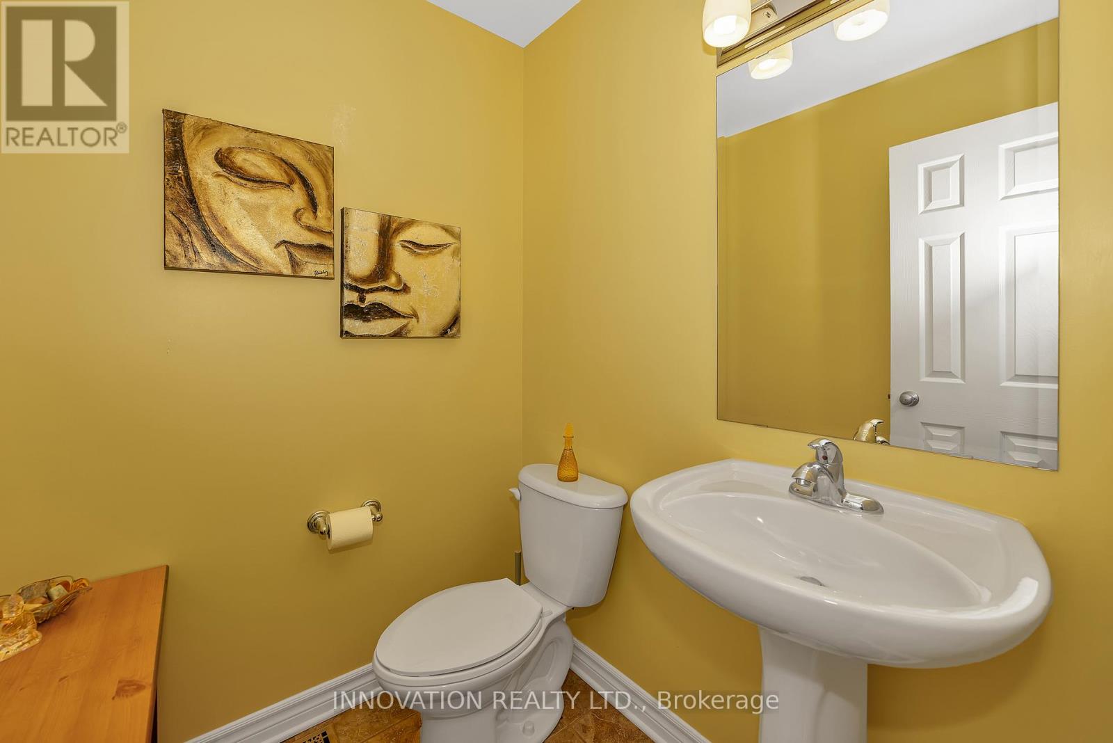 146 Silvermoon Crescent