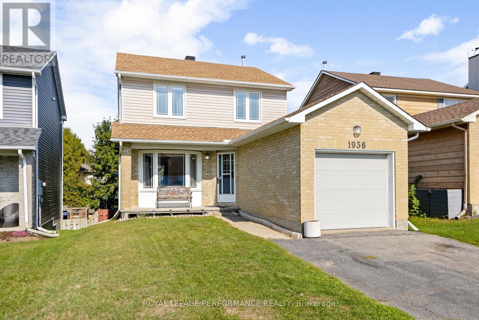 1936 Longman Crescent