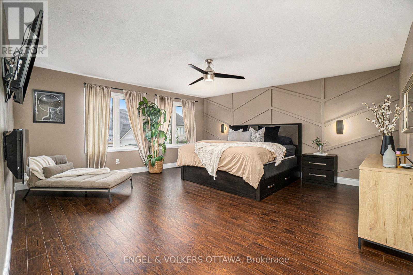 2399 Glandriel Crescent