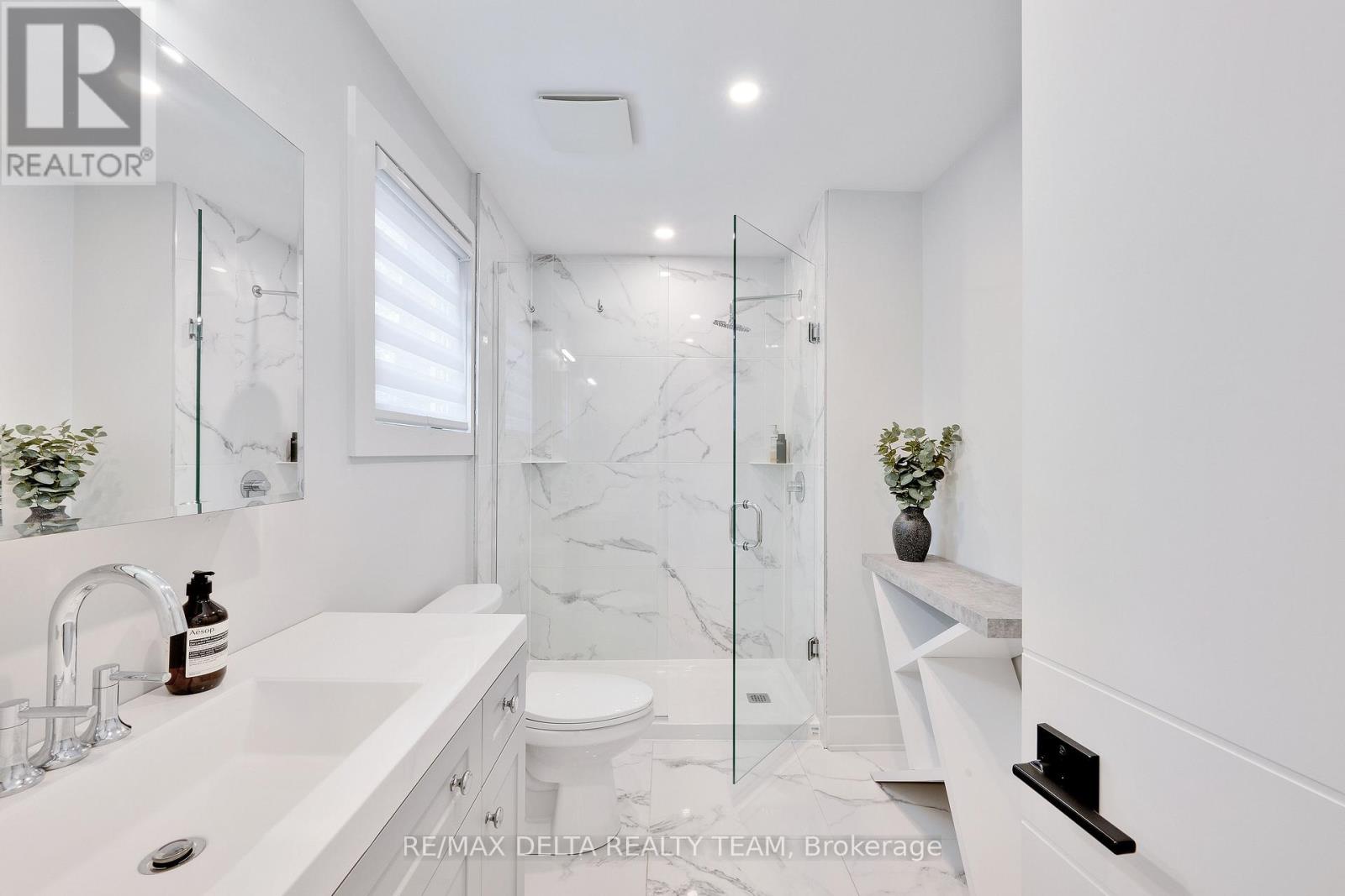 2556 Gravelle Crescent