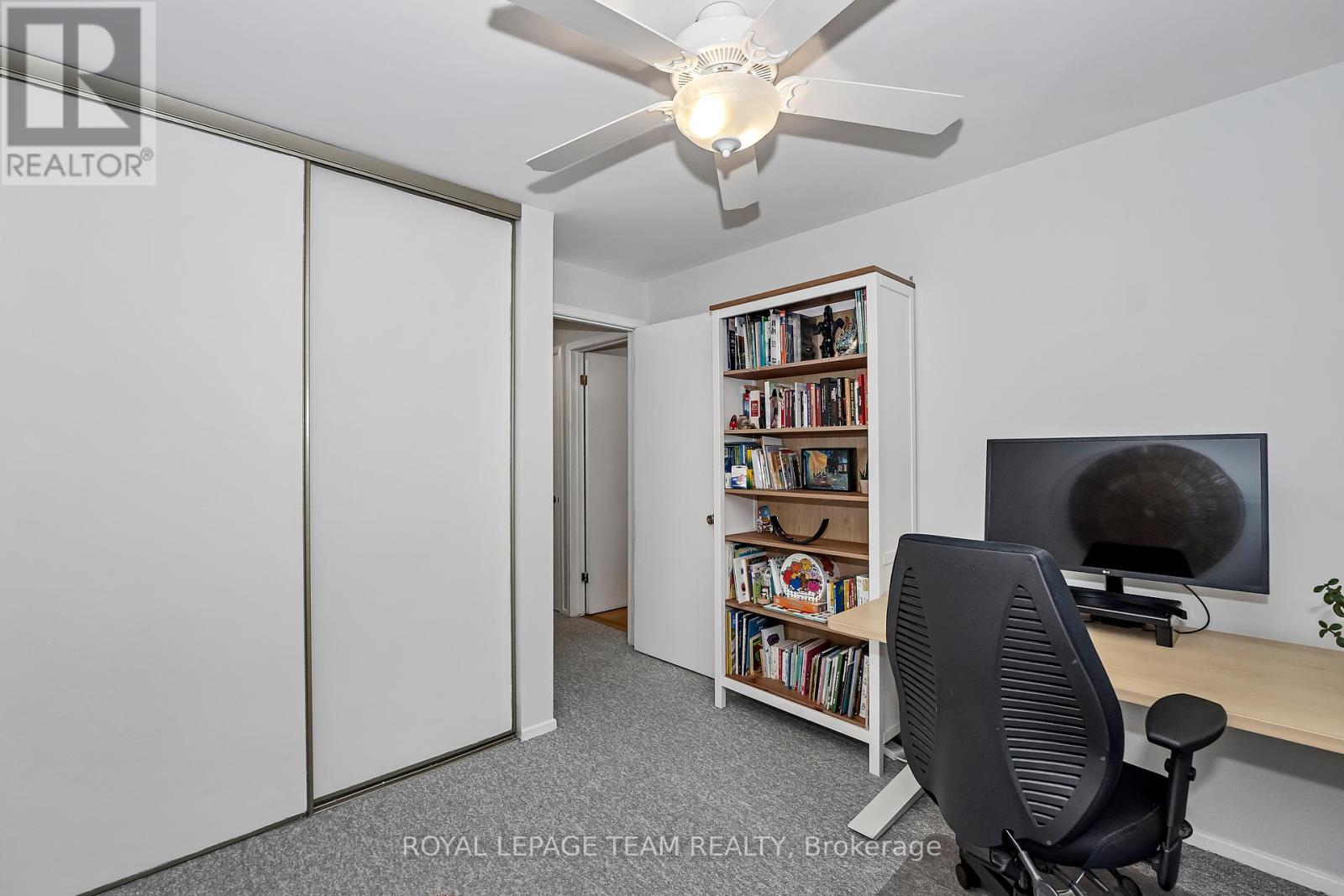 1095 Ambleside Drive