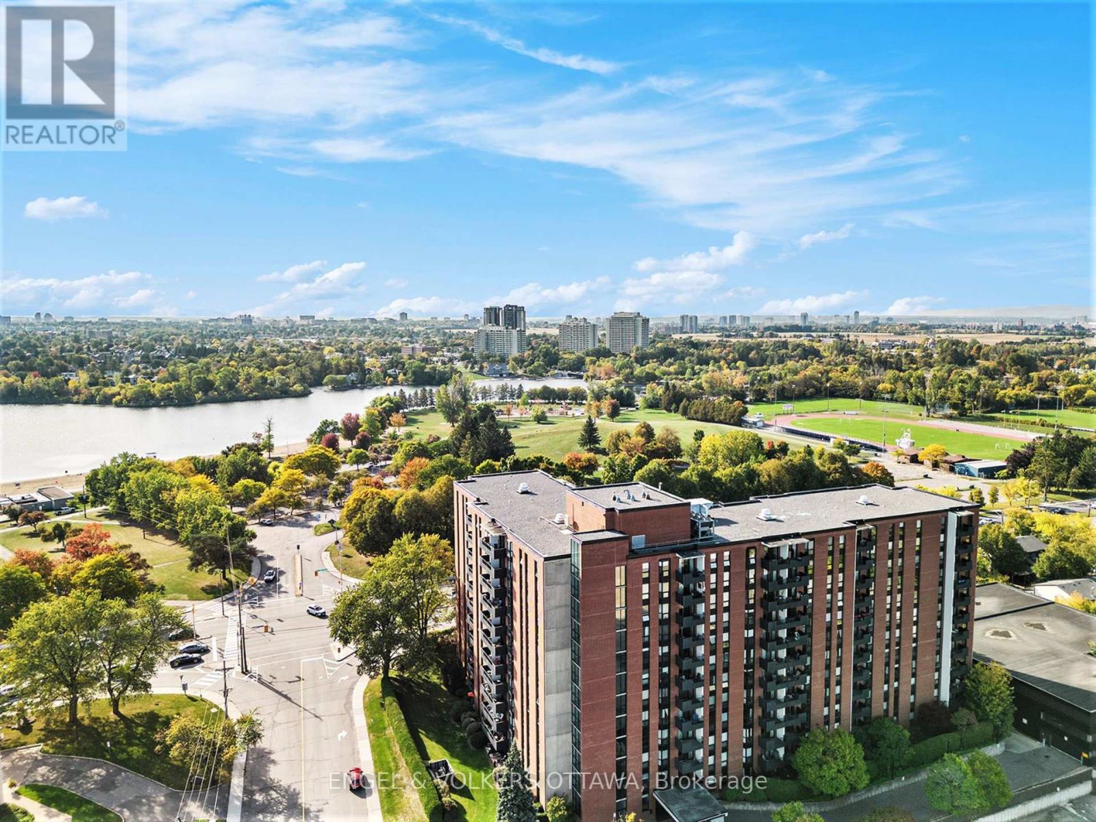 1110 - 2951 Riverside Drive