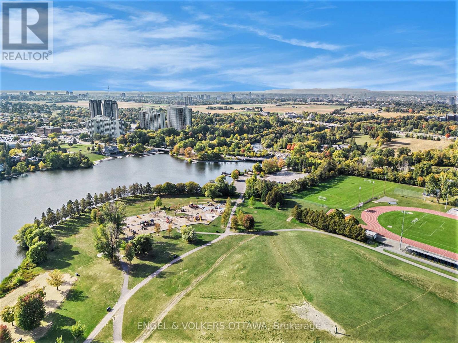 1110 - 2951 Riverside Drive