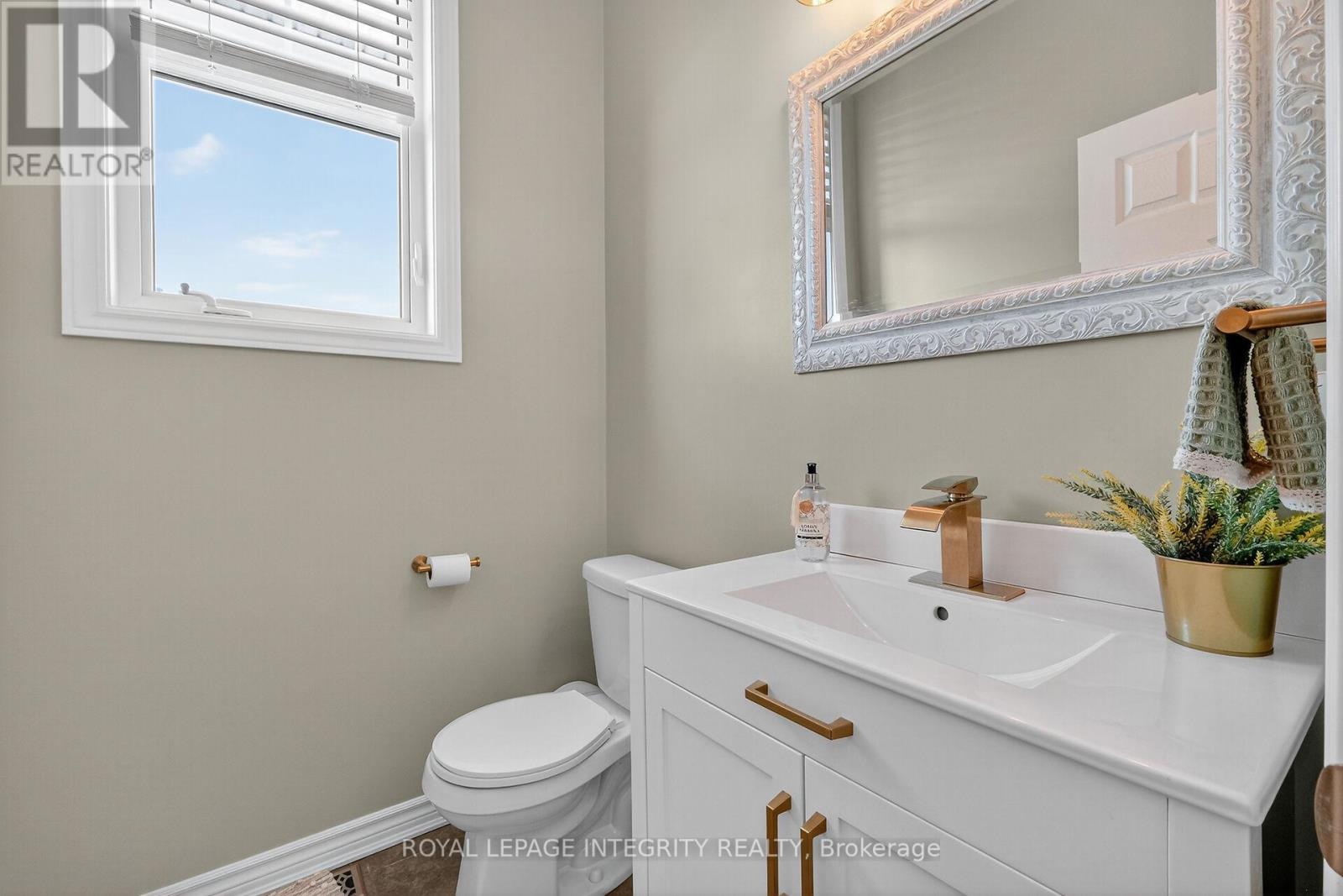 1112 Apolune Street