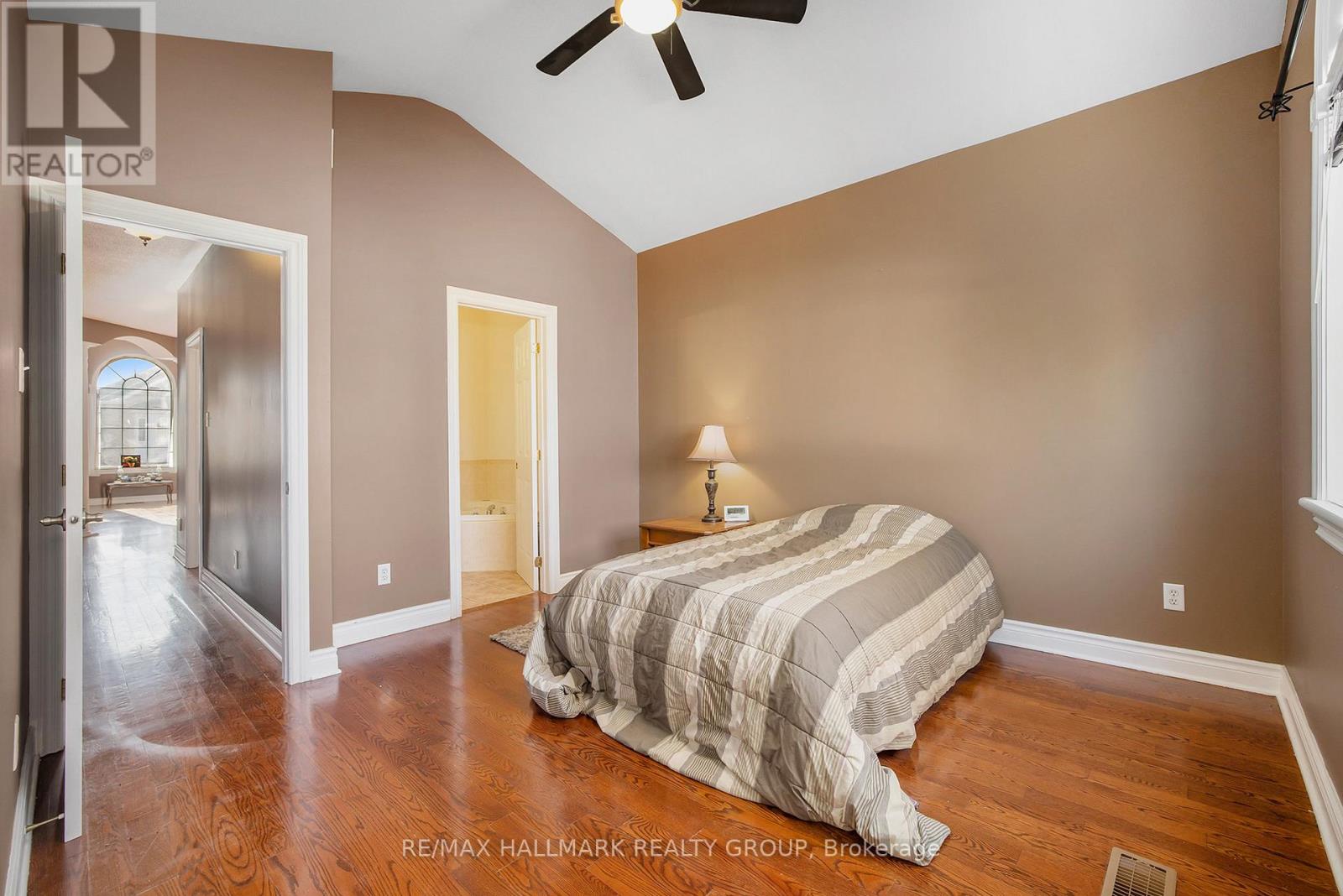 24 Castle Glen Crescent