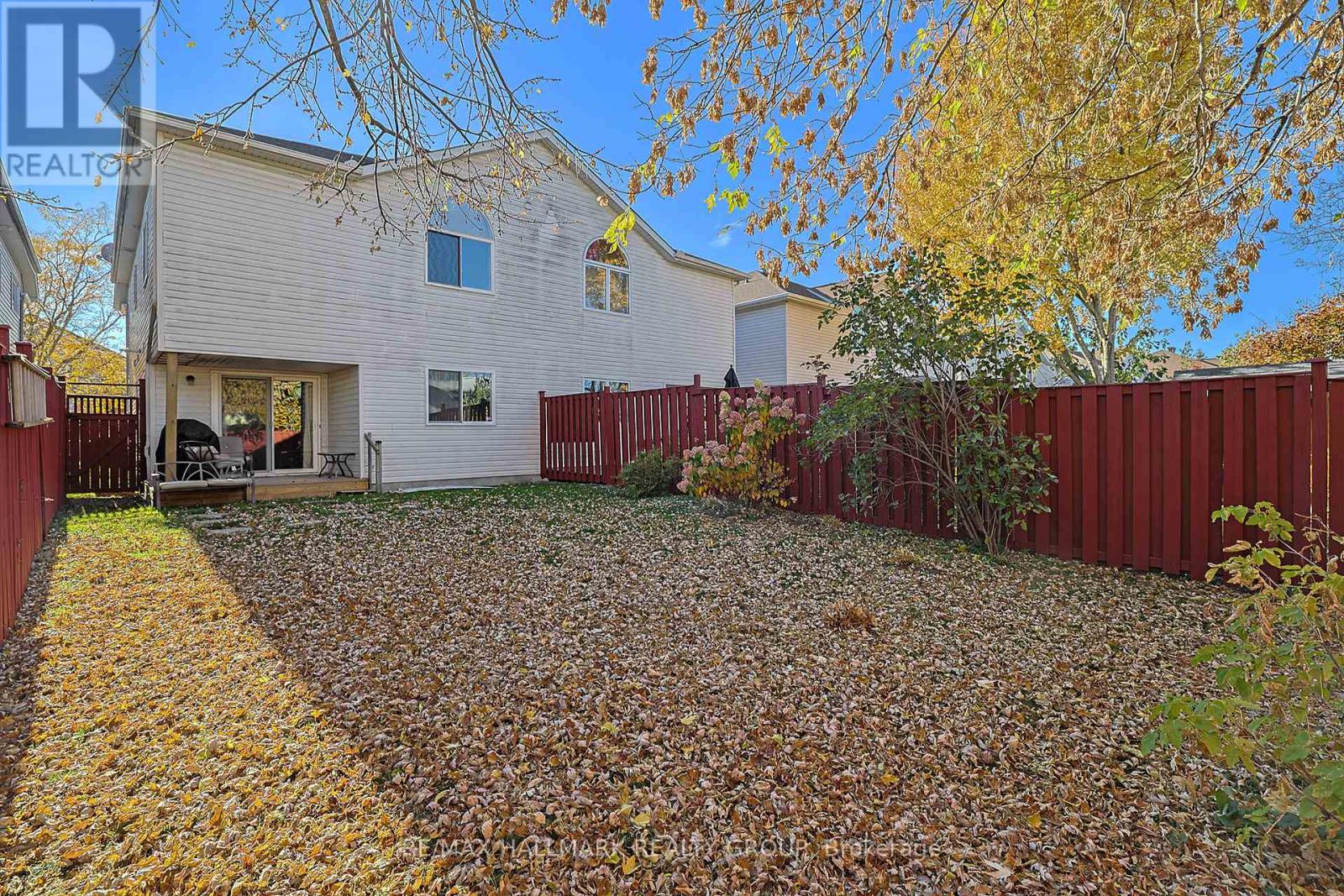 24 Castle Glen Crescent